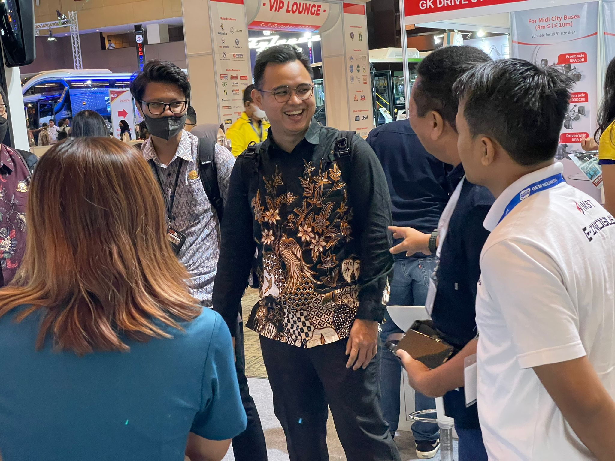 Smiling people at Busworld Southeast Asia
